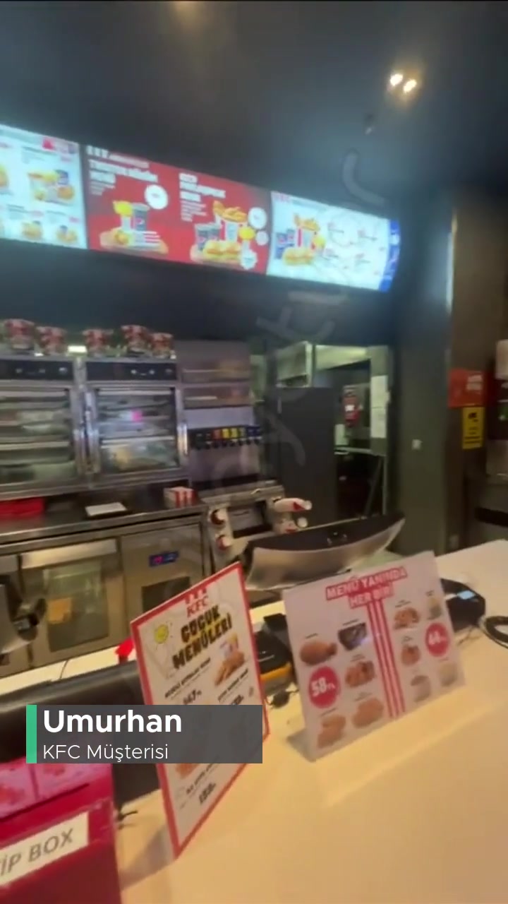 Kocaeli Symbol AVM KFC Şubesi Çalışan Yetersizliği! videonun kapak resmi