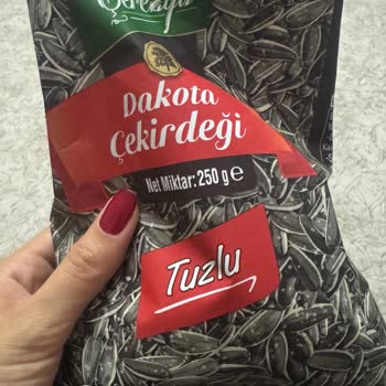 Çerezya Çekirdeğinden Çıkan Salyangoz Şoku