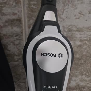 Bosch Unlimited Gen2 Serie 8 Süpürge Fırça Ve Işık Sorunu