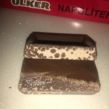 Küflü Ve Bozuk Ülker Napoliten Çikolata Şikayeti