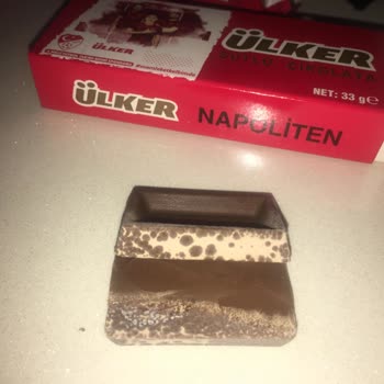 Küflü Ve Bozuk Ülker Napoliten Çikolata Şikayeti