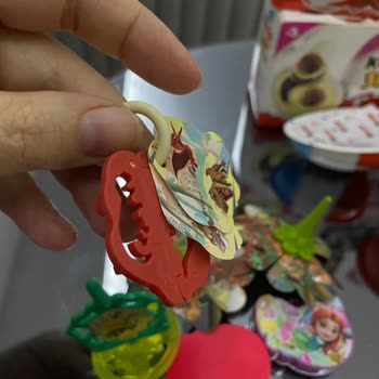 Kinder Joy Oyuncaklarının Hayal Kırıklığı