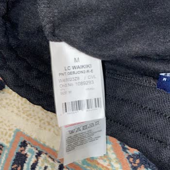 Online Alışverişte Hayal Kırıklığı: Yırtık Ürün Teslimatı