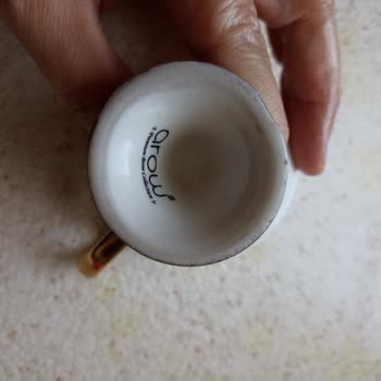 Arow Fincan Takımında Renk Solması Sorunu!