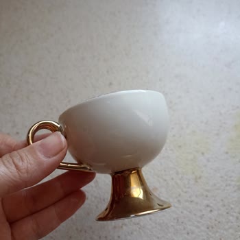 Arow Fincan Takımında Renk Solması Sorunu!