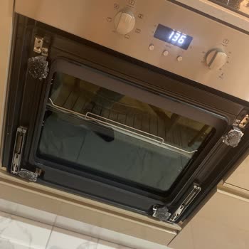 Teka Fırının Camı Patladı: Güvenlik Tehlikesi