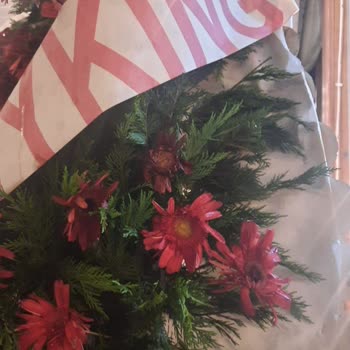 Düğün Çelengi Hayal Kırıklığı: Eksik Ve Kullanılmış Çiçekler