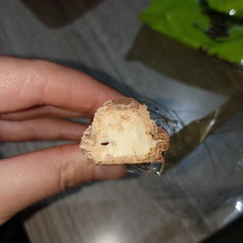 Yanıltıcı Fıstık Kremalı Çikolata Paketi
