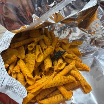 Patos Rolls Paketinden Çıkan Şaşırtıcı Siyah Madde