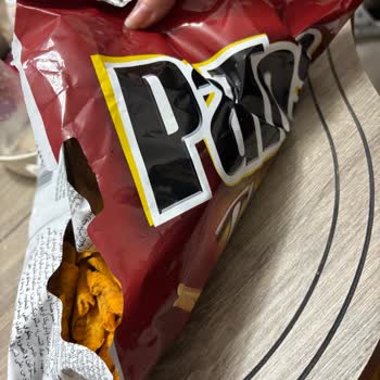 Patos Rolls Paketinden Çıkan Şaşırtıcı Siyah Madde