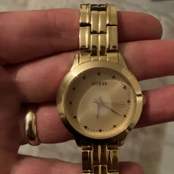 Saat & Saat'ten Alınan Guess Saatte Sürekli Arızalar Ve Yetersiz Çözüm