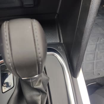 Renault Megane 4: Kalitesiz Malzeme Ve Garanti Sorunları