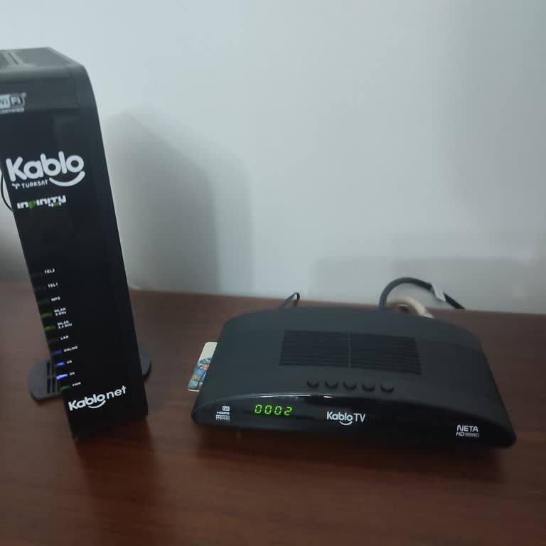 İstanbul'un Göbeğinde İnternet Krizi: Kablo TV Ve Online Eğitim Mağduriyeti