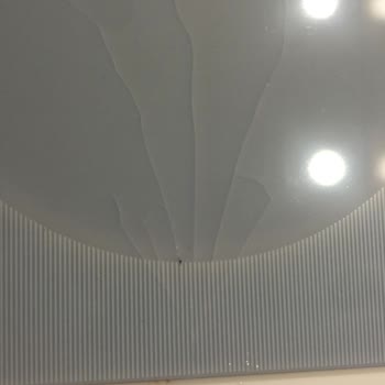 Kendiliğinden Çatlayan Ocak Ve Yetersiz Müşteri Hizmeti