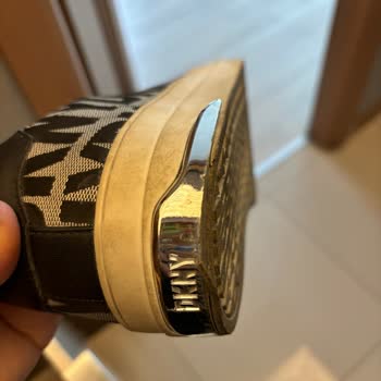 DKNY Ayakkabının Dayanıklılığına Güven Kalmadı