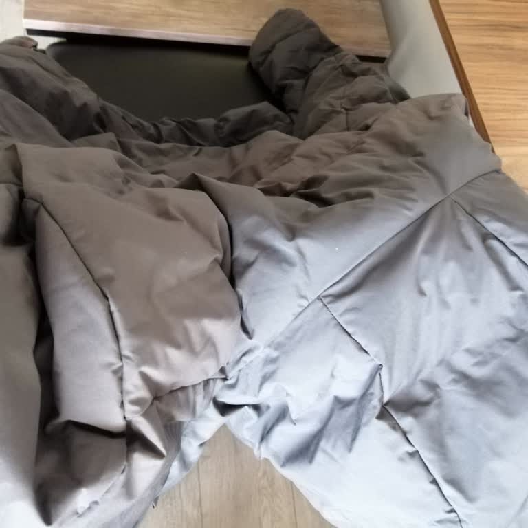 FLO'dan Aldığım Kabanın Renk Değişimi Ve Yetersiz Müşteri Hizmeti