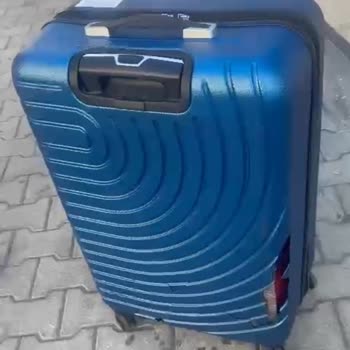 Kırık Valiz Ve Saygısız Müşteri Hizmeti