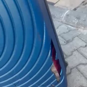 Kırık Valiz Ve Saygısız Müşteri Hizmeti