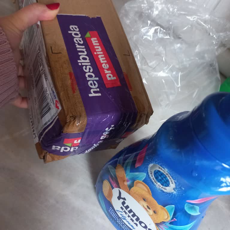 Kargo Teslimatında Hasar: Çamaşır Yumuşatıcıları Akmış