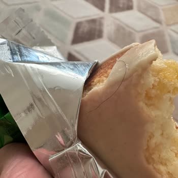 Eti Gıda Limonlu Pop Kek'te Kıl Şoku