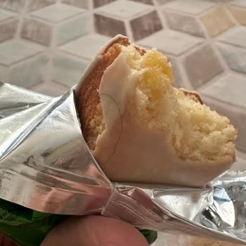 Eti Gıda Limonlu Pop Kek'te Kıl Şoku