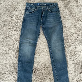 Defolu Mavi Jean Mağduriyeti