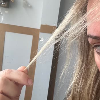 Furkan Gültekin Kuaför Saç Boyama Hizmetinde Yaşanan Sorunlar