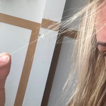 Furkan Gültekin Kuaför Saç Boyama Hizmetinde Yaşanan Sorunlar