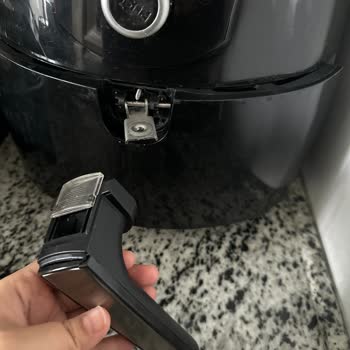 Kumtel Airfryer İç Haznesinde Paslanma Sorunu