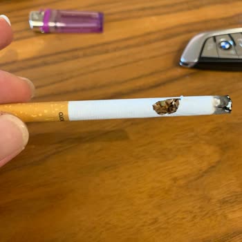 Marlboro Red Long'un Kalitesi Düşüyor: Yırtık Ve Delik Sorunları