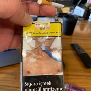 Marlboro Red Long'un Kalitesi Düşüyor: Yırtık Ve Delik Sorunları