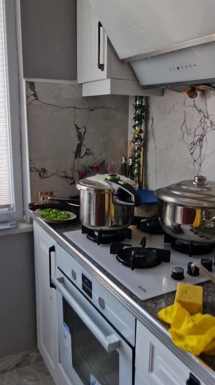 Tefal Ultra Sur&Durable Olla a Presión rocía agua caliente Portada de vídeo