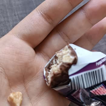 Ülker Piko Çikolatadan Çıkan Taş Şoku