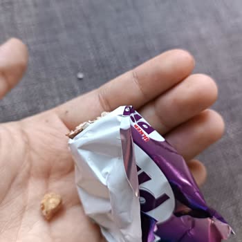 Ülker Piko Çikolatadan Çıkan Taş Şoku