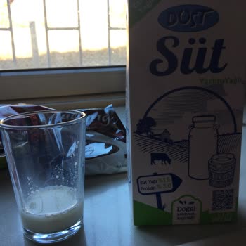 Bozuk Süt Şoku: Dost Marka Güven Sarsıyor