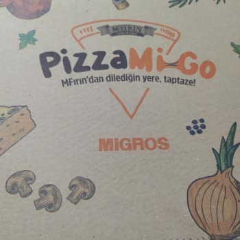 Migros'tan Aldığımız Pizzada Böcek Şoku