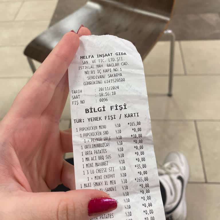 Popeyes Restoranında Sürekli Geciken Siparişler