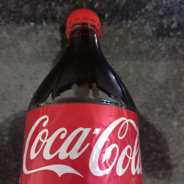 Coca-Cola'nın Asitsiz Ve Kötü Tadı