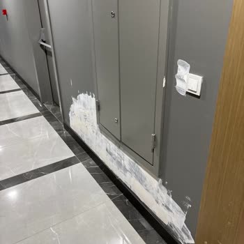 Avrupa Konutları Esentepe'de Defolu Daire Ve Yetersiz Yönetim