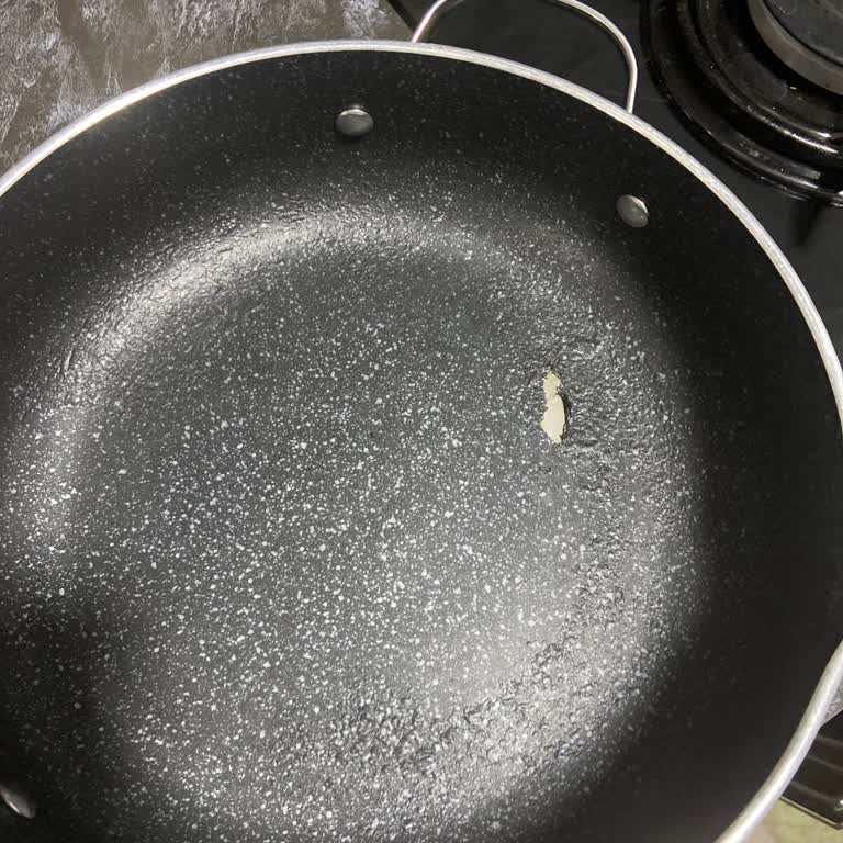 Korkmaz Pilav Tenceresi Boya Sorunu Ve İade Talebi