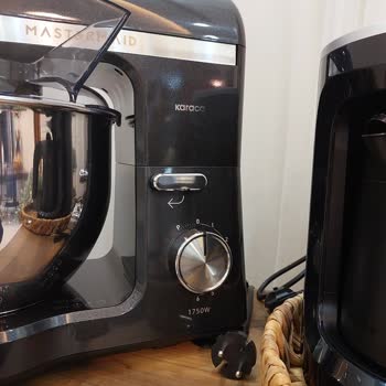 Karaca Mikser'de Eksik Amblem Ve Kalite Şüphesi