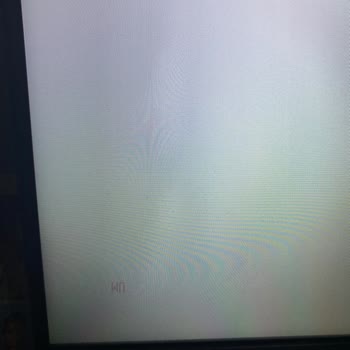 Grundig TV'de Garip Amblem Sorunu