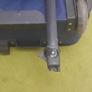 Valiz Hasarı Ve Yetersiz Müşteri Hizmeti