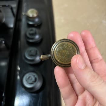 Hepsiburada'dan Aldığım Ankastre Setin Düğmeleri Kırıldı