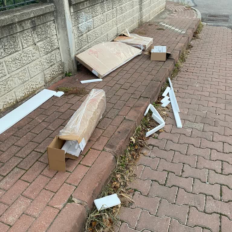 Nakliye Ekibinin Duyarsızlığı Ve Çevre Kirliliği