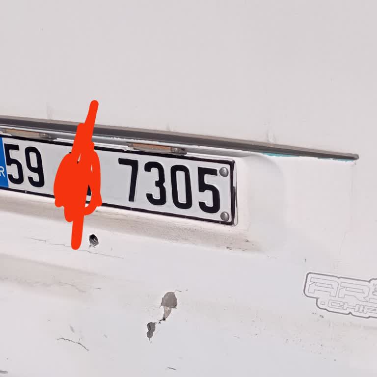 Minibüs Şoföründen Yaşlılara Saygısızlık Ve Belediyede İlgisizlik