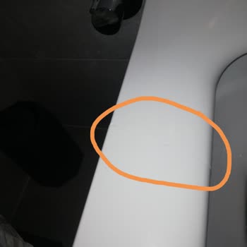 Yeni Taşındığım Evde Klozet Kapağı Şoku