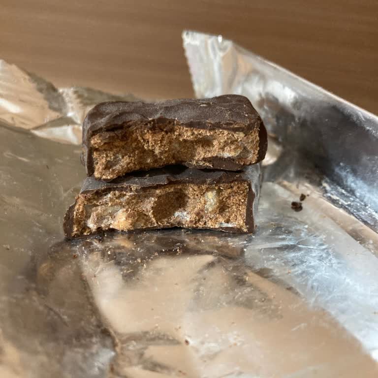 Küflü Ve Bozulmuş Ürün Deneyimi: Delly Markalı Barlar