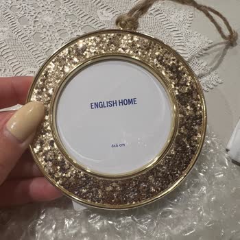 Yılbaşı Süsü Etiket Sorunu