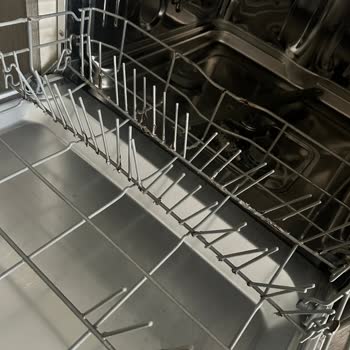 Franke Bulaşık Makinesi Alt Sepet Paslanma Ve Dayanıklılık Sorunu